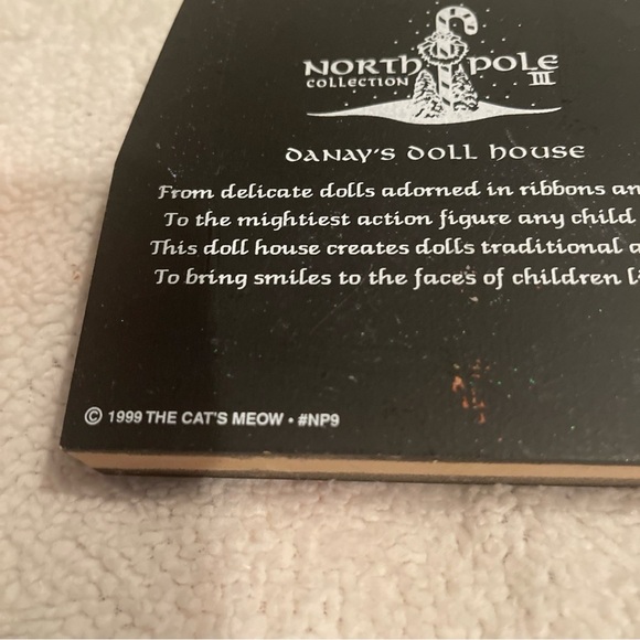 Danay's Doll House Decorative Box - Picture 6 of 7